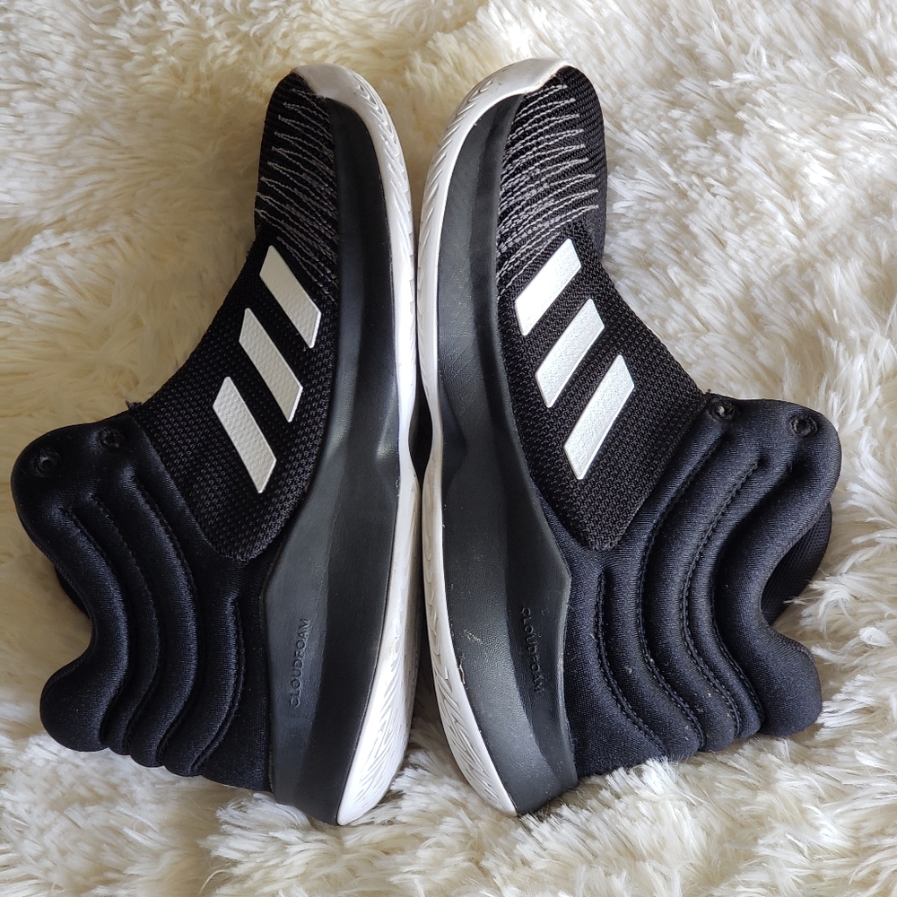 Adidas cloudfoam sneakers
